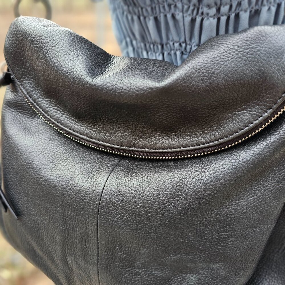 MARGOT Black Leather Shoulder Bag Pre-owned - Picture 4 of 10